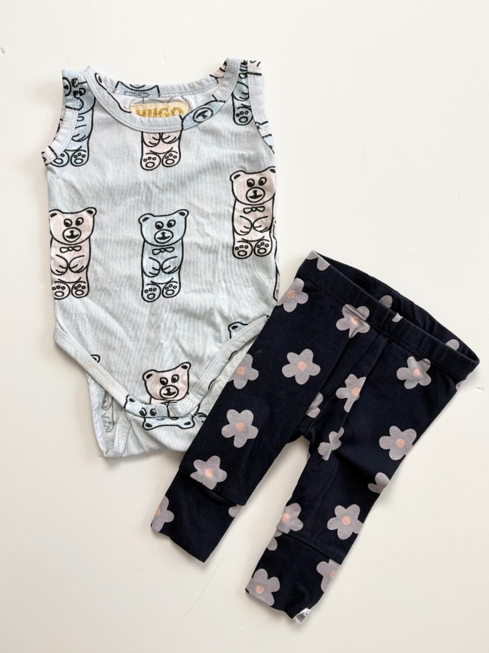 Hugo loves tiki baby bundle